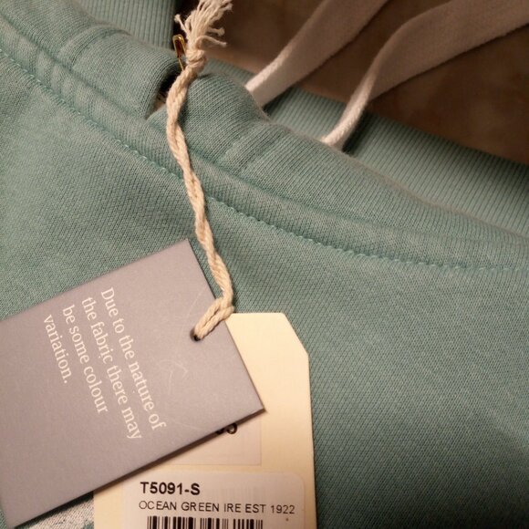 New Emerald Isle Hoodie Small - Picture 6 of 7